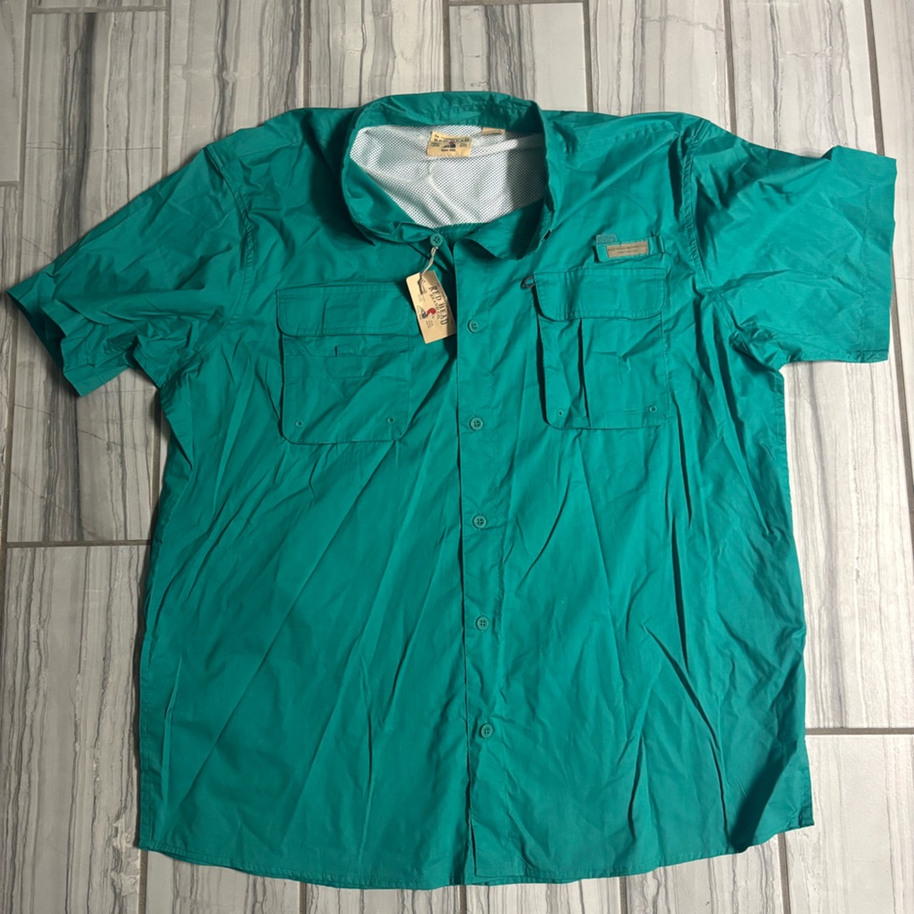 NWT men’s fishing button up